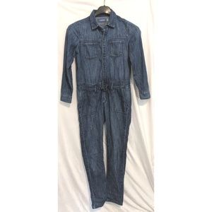 Old Navy Bottoms - 10/12 Denim jumpsuit / romper Old Navy Bottoms - 10/12 Denim jumpsuit / romper